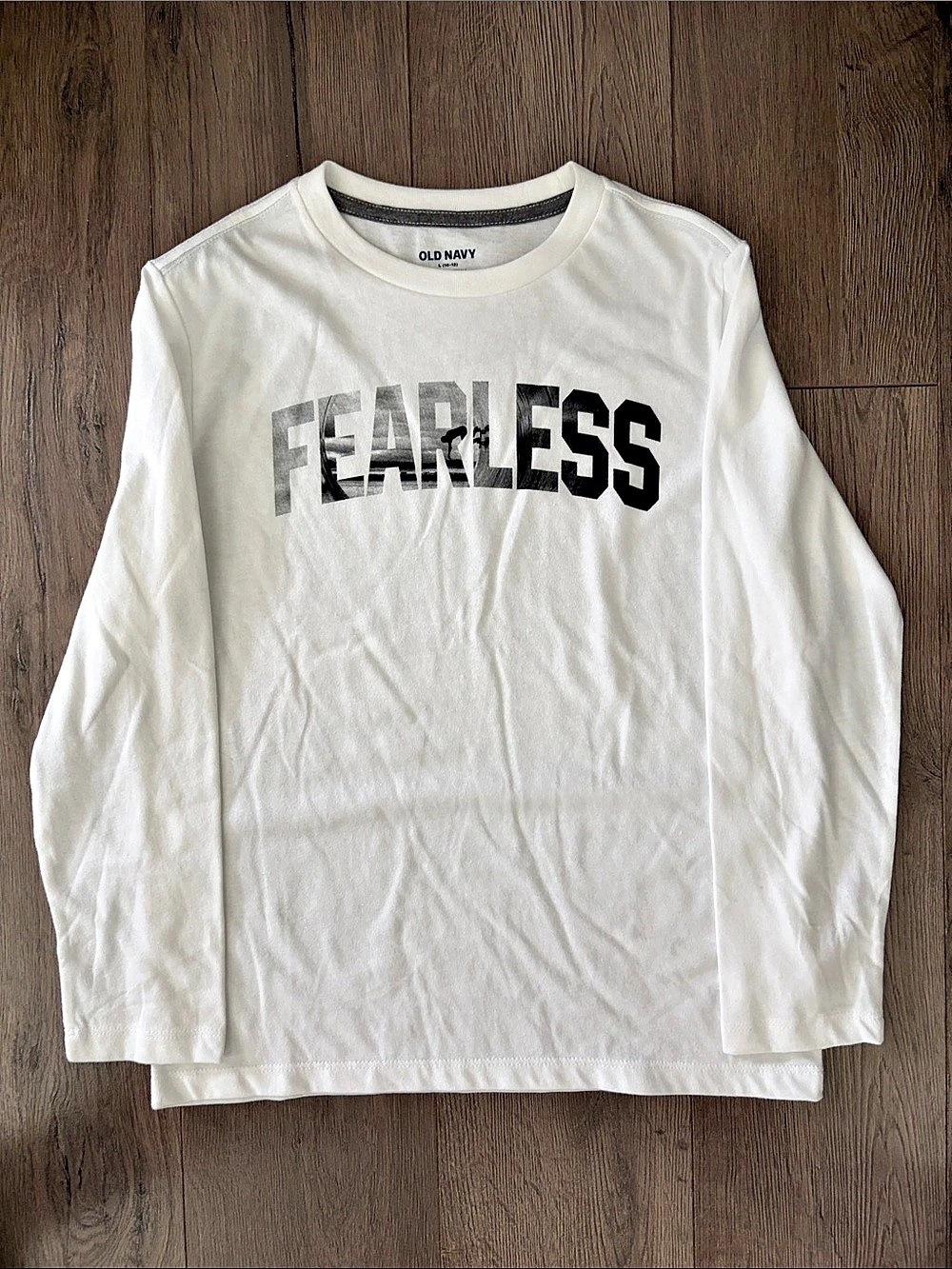 Old Navy Fearless Long Sleeve Tee White Boys-Size Large (10/12)